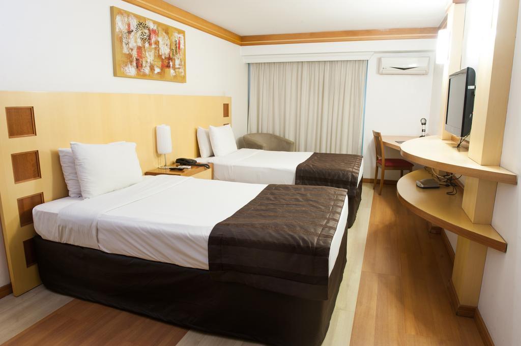 Planalto Bittar Hotel E Eventos Μπραζίλια Εξωτερικό φωτογραφία